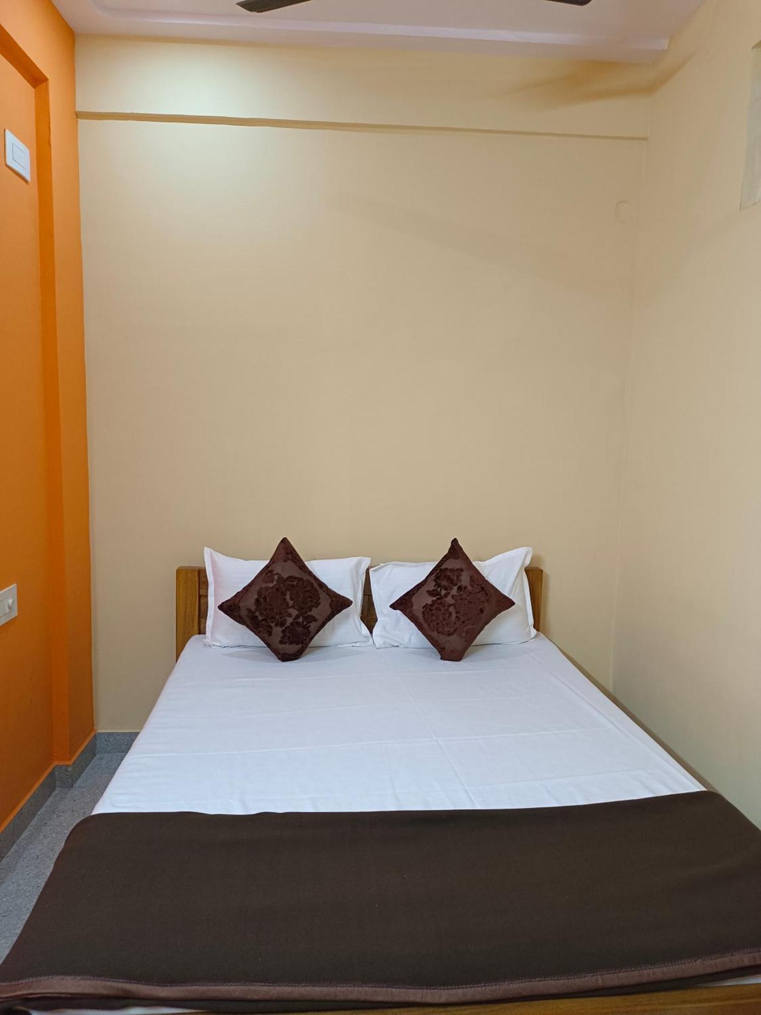 Royal Comforts Mysore Eksteriør billede